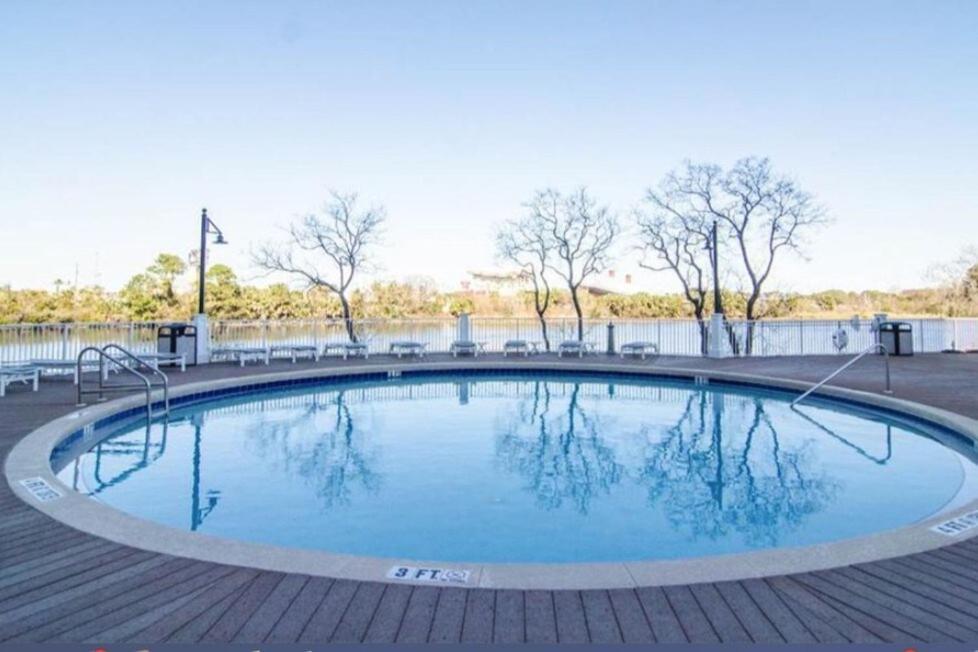 Stunningbeachviews-18th Floor! No Fees! Apartment