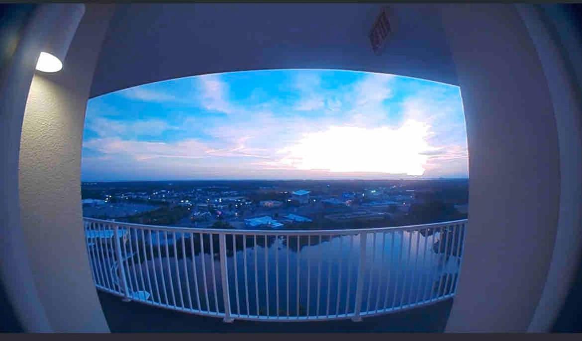 Stunningbeachviews-18th Floor! No Fees! Apartment